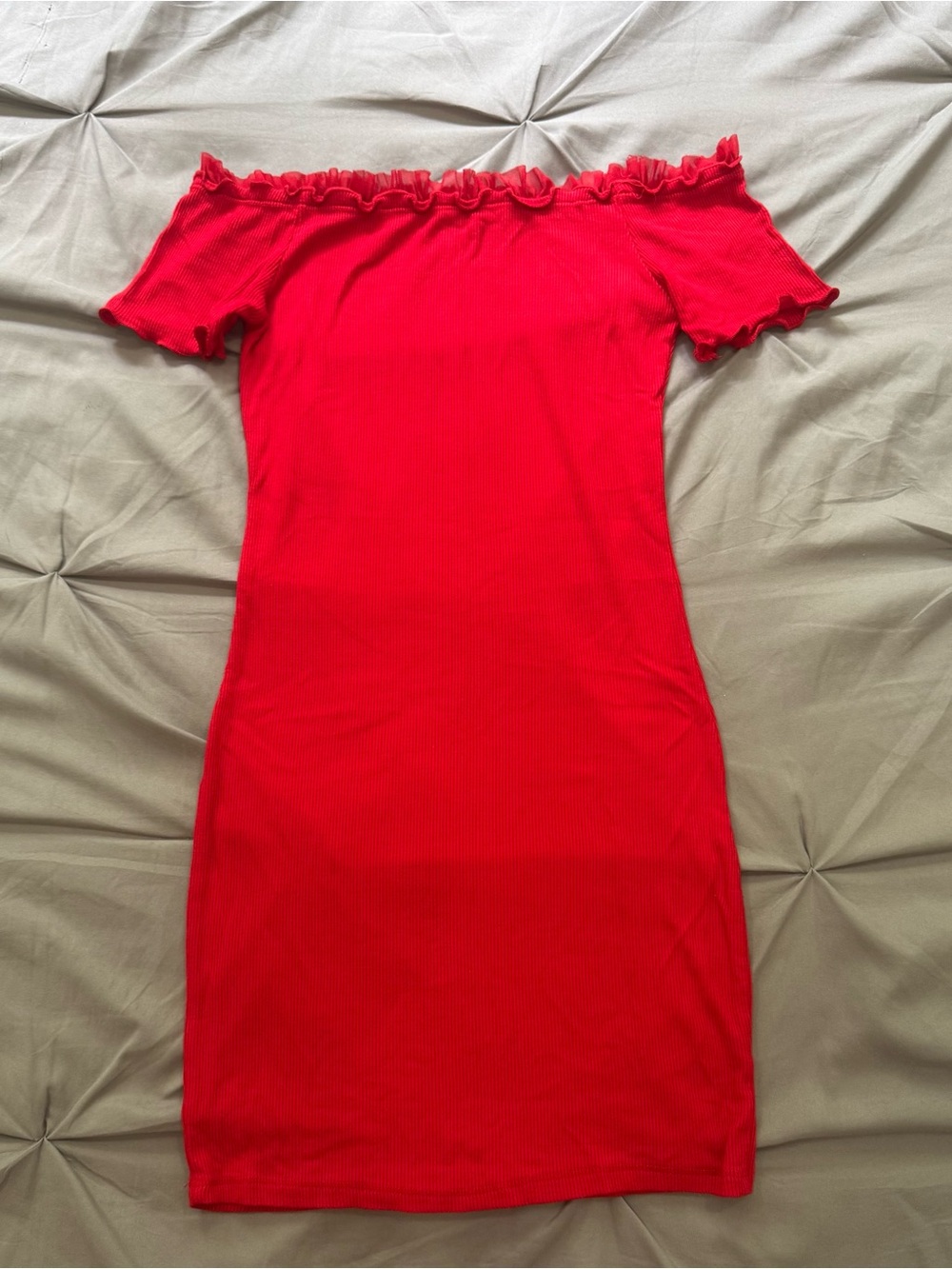 Heart Hips Off-the-Shoulder Red Ribbed Mini Dress - Picture 2 of 3
